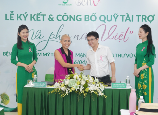 thumbnail lễ ký kết BCNV bệnh viện thẩm mỹ thu cúc quỹ vì phụ nữ Việt